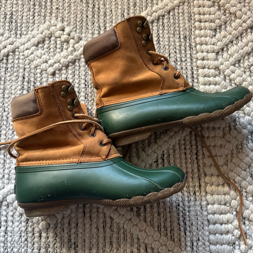 Sperry Saltwater Duck Boot - Size 6